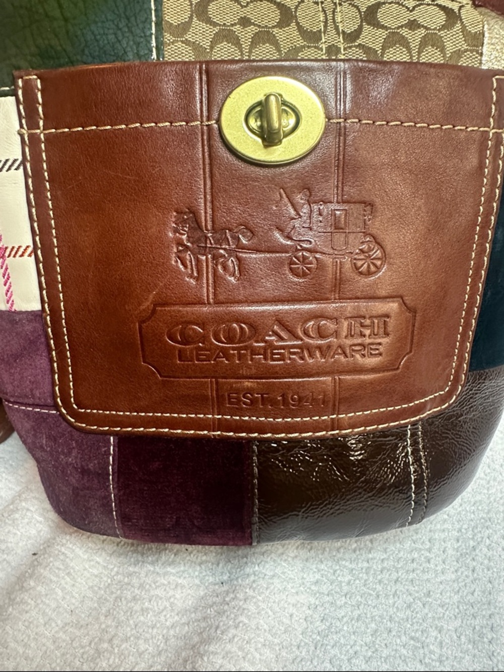 Coach 2007 Multi-Panel Patchwork Leather & Suede bucket Bag - Picture 4 of 12